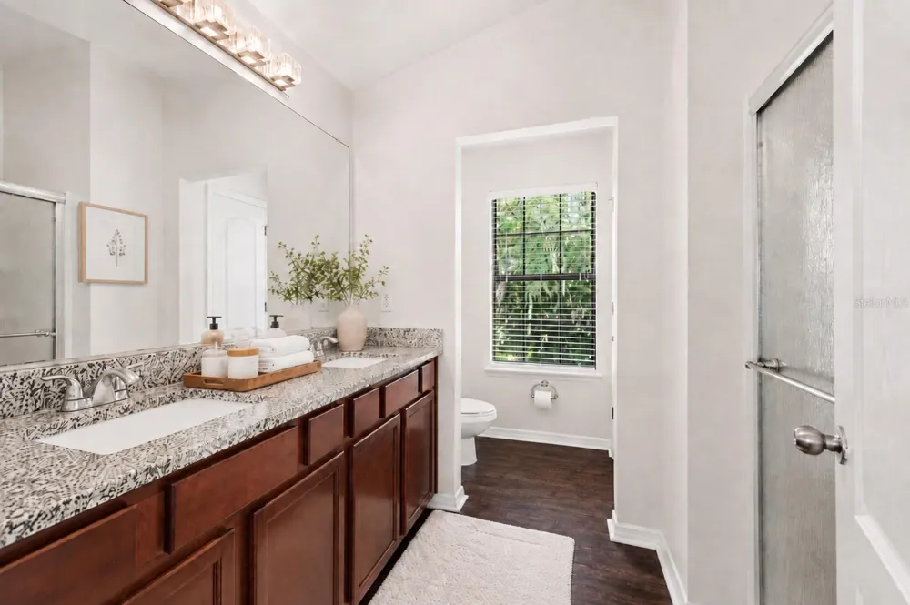 5520 KINGLETHILL DRIVE Lithia, FL 33547