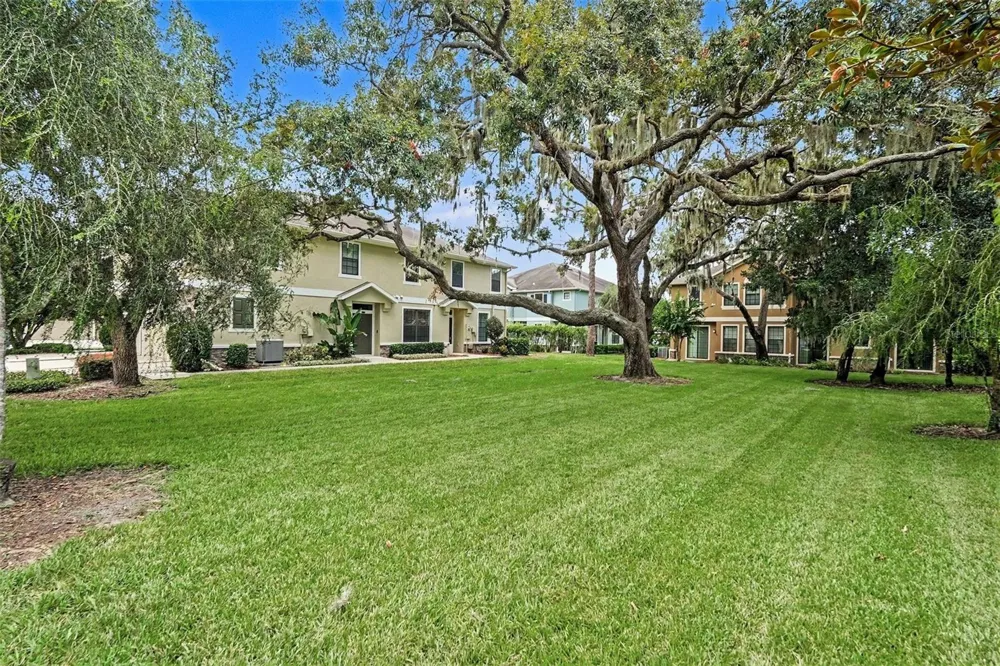 5520 KINGLETHILL DRIVE Lithia, FL 33547