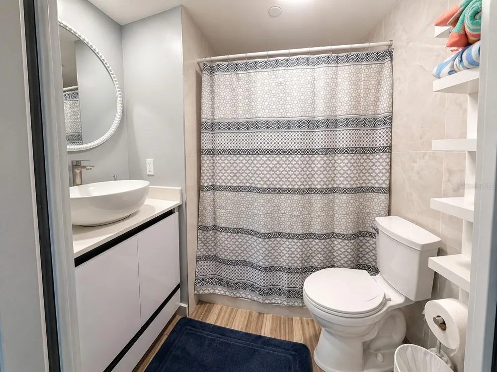 6165 AVE. ISLA VERDE #458 Carolina, PR 00979