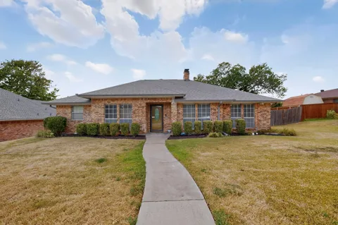 2413 Club Meadow Drive