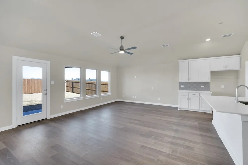 9909 Iron Wood Drive Ponder, TX 76259