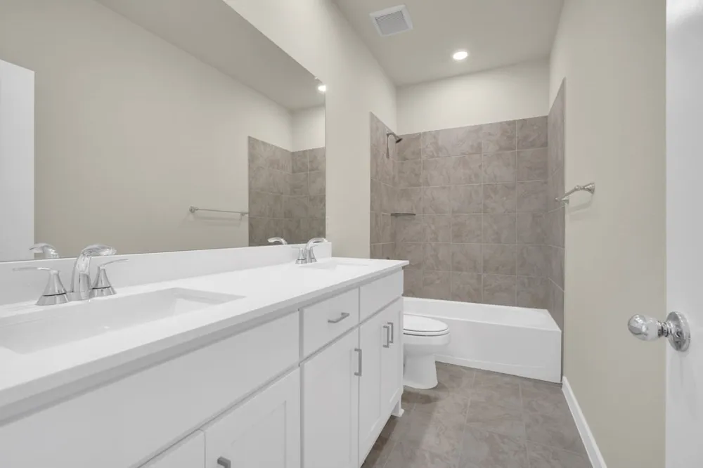 9909 Iron Wood Drive Ponder, TX 76259