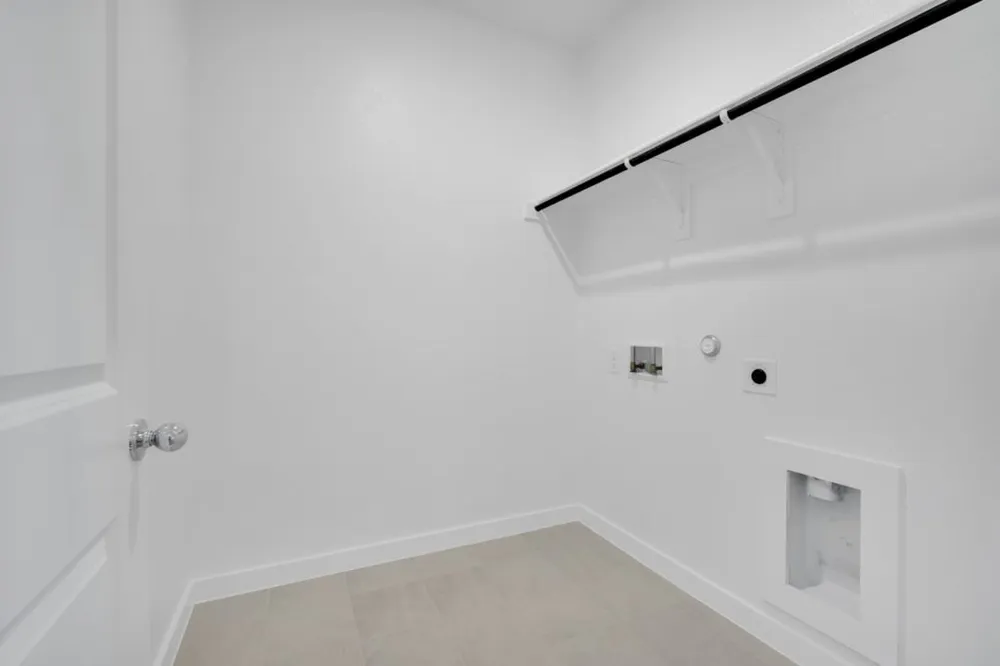 9909 Iron Wood Drive Ponder, TX 76259