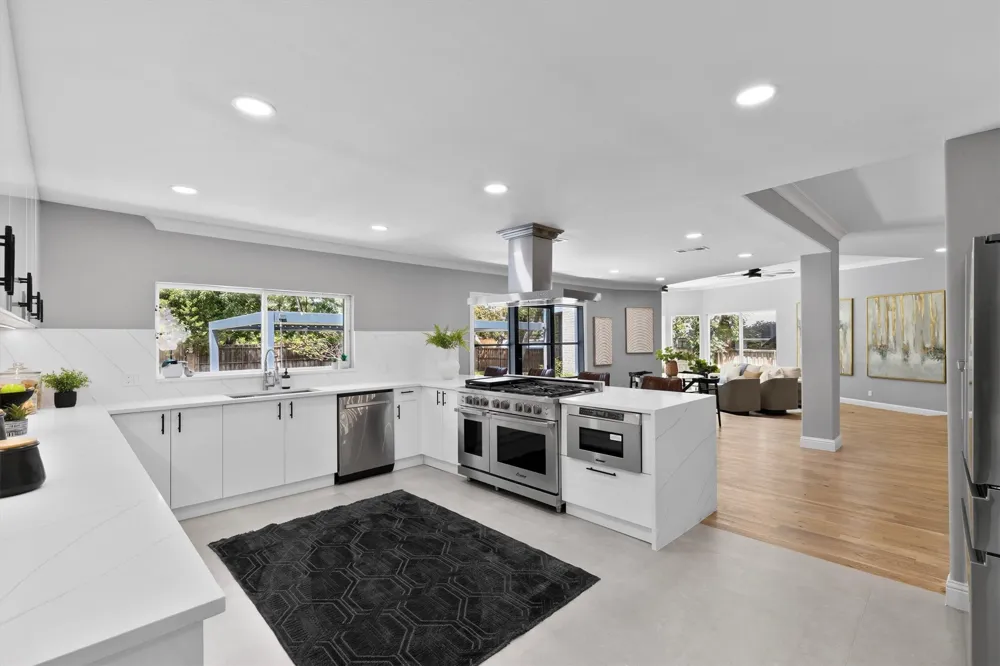 11752 Valleydale Drive Dallas, TX 75230