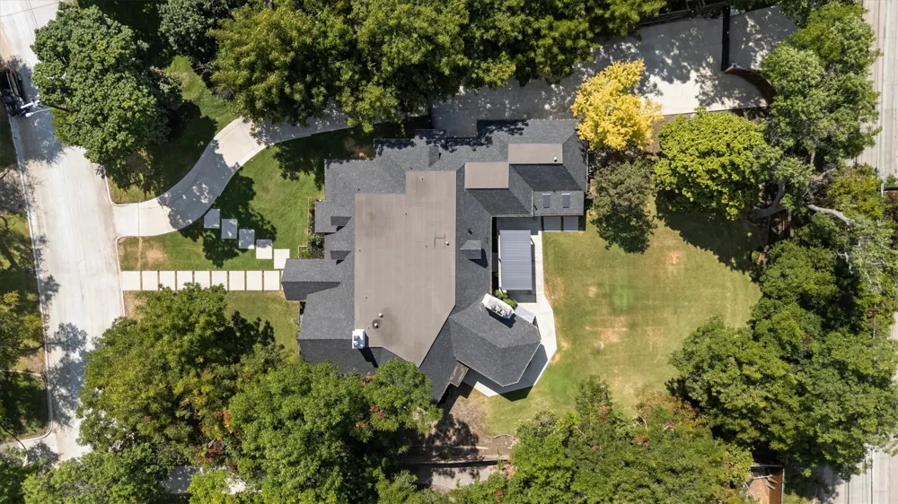 11752 Valleydale Drive Dallas, TX 75230