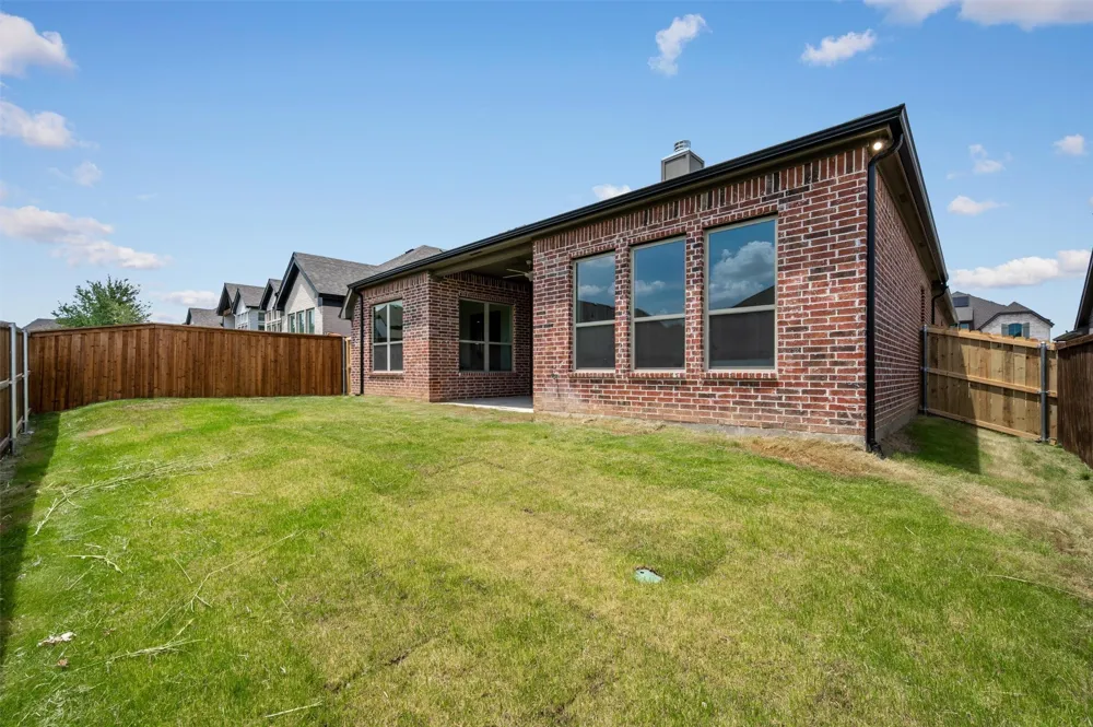 1223 Stagecoach Trail Justin, TX 76247