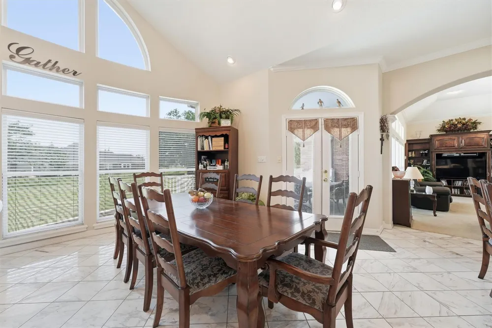 9018 Water Point Drive Beach City, TX 77523