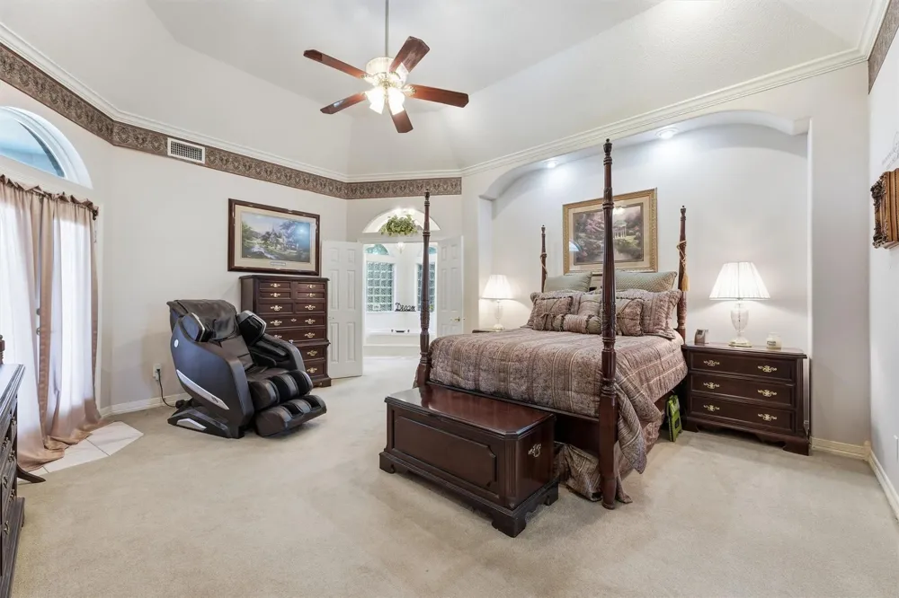 9018 Water Point Drive Beach City, TX 77523