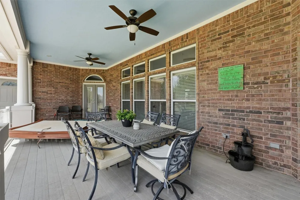 9018 Water Point Drive Beach City, TX 77523