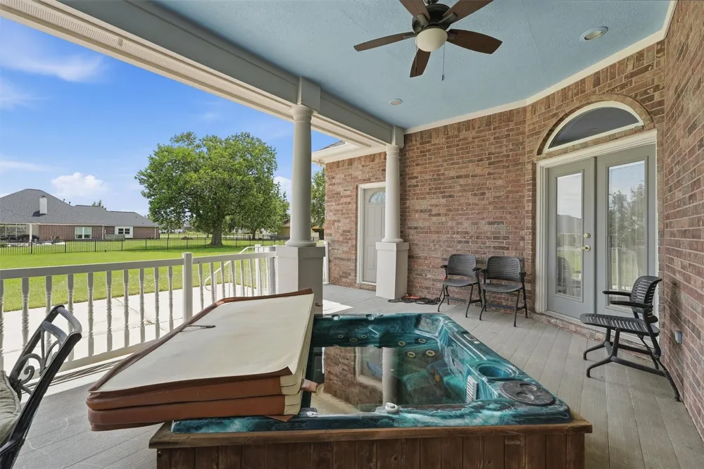 9018 Water Point Drive Beach City, TX 77523