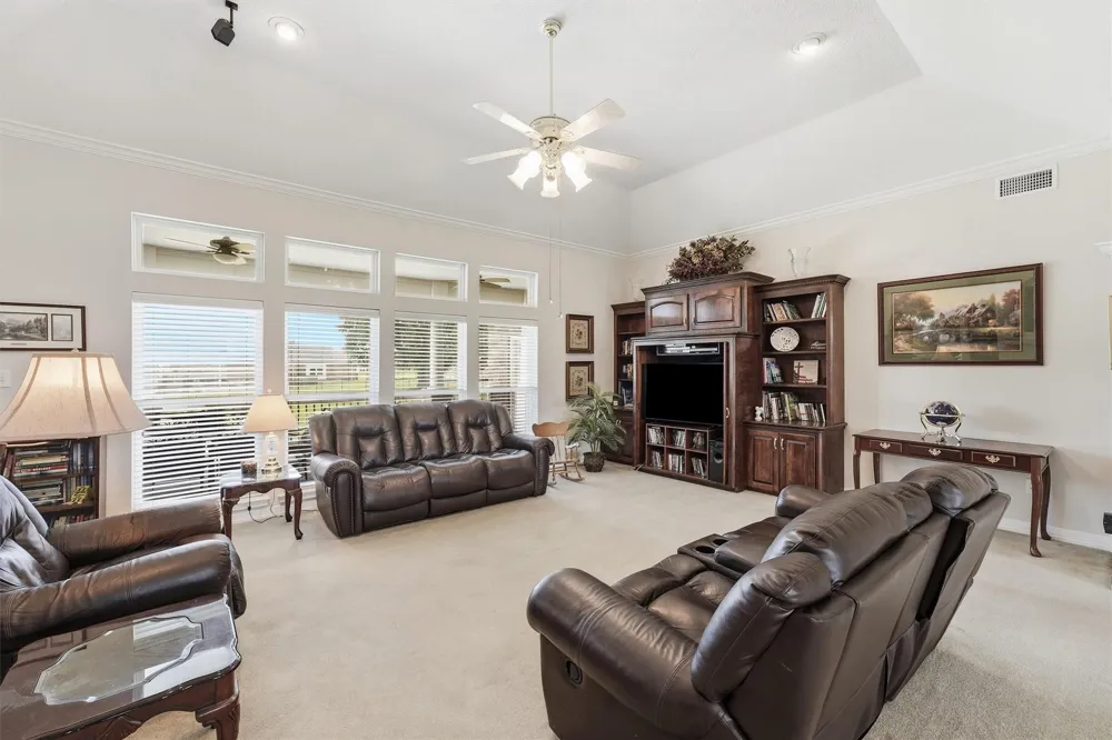 9018 Water Point Drive Beach City, TX 77523