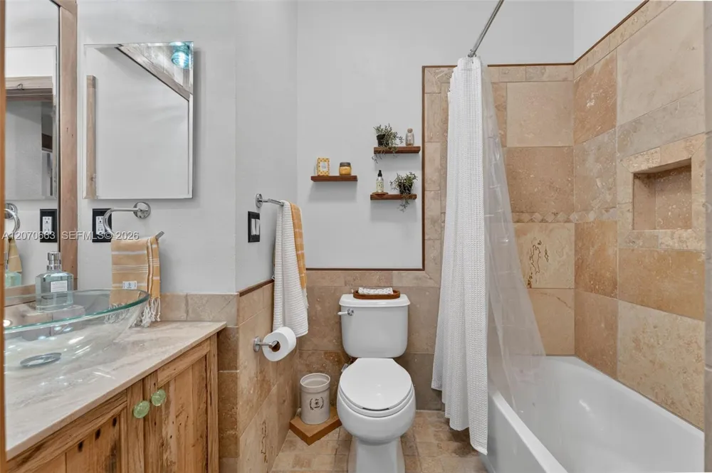 3251 NW 32nd Ter Oakland Park, FL 33309