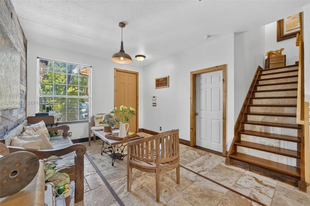 3251 NW 32nd Ter Oakland Park, FL 33309