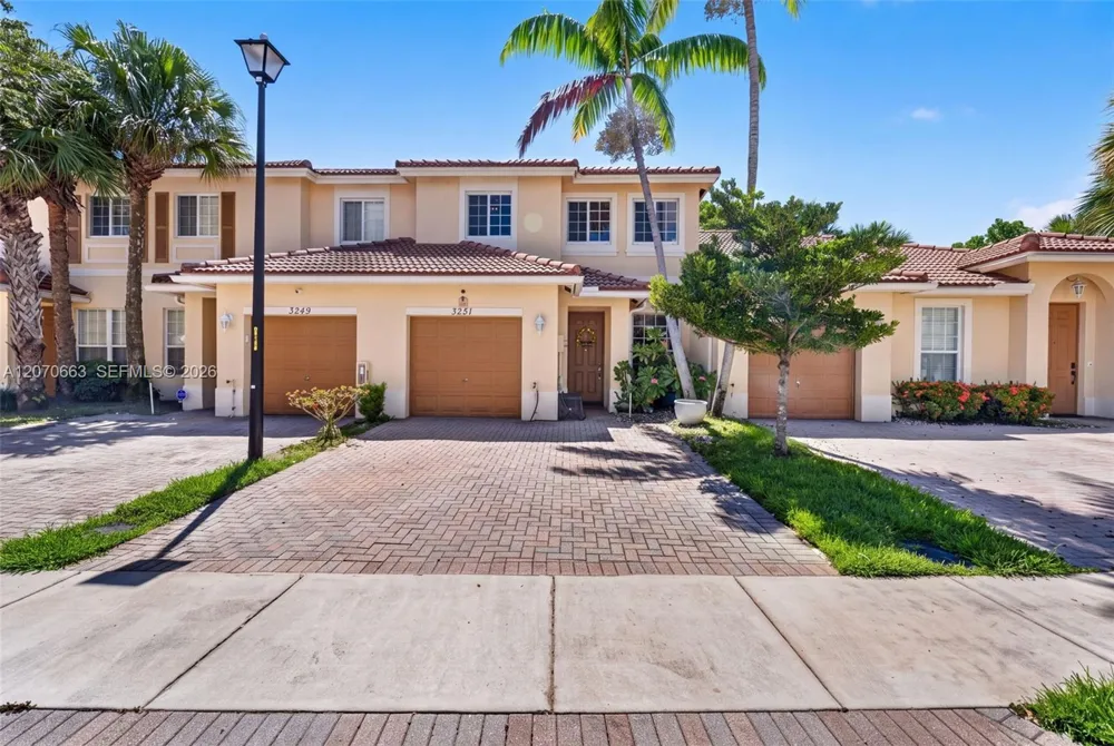 3251 NW 32nd Ter Oakland Park, FL 33309