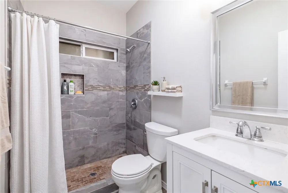 171 Daniel Drive Bertram, TX 78605
