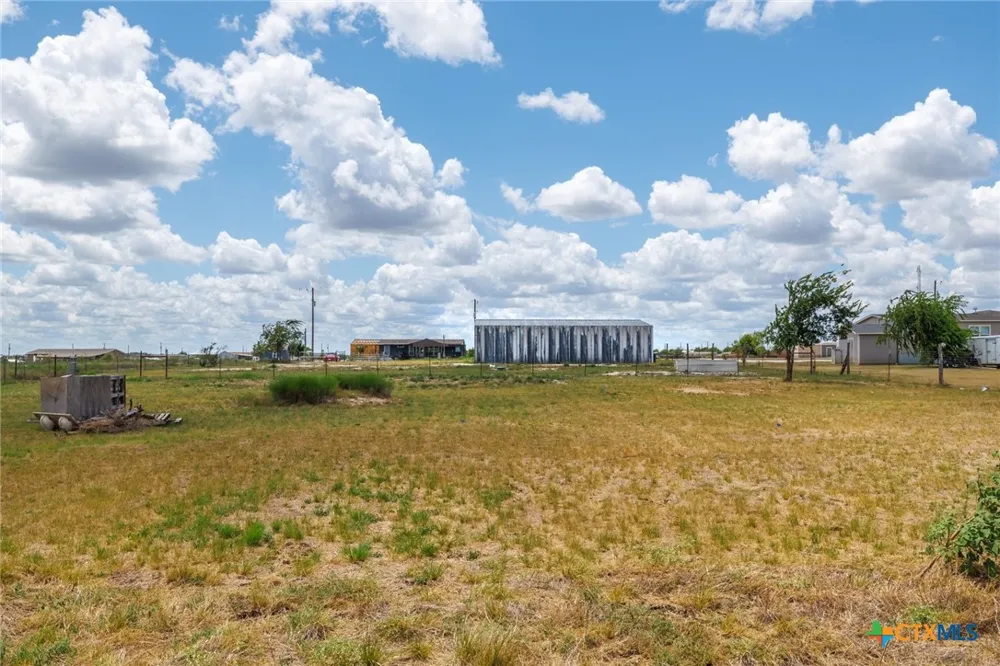 171 Daniel Drive Bertram, TX 78605