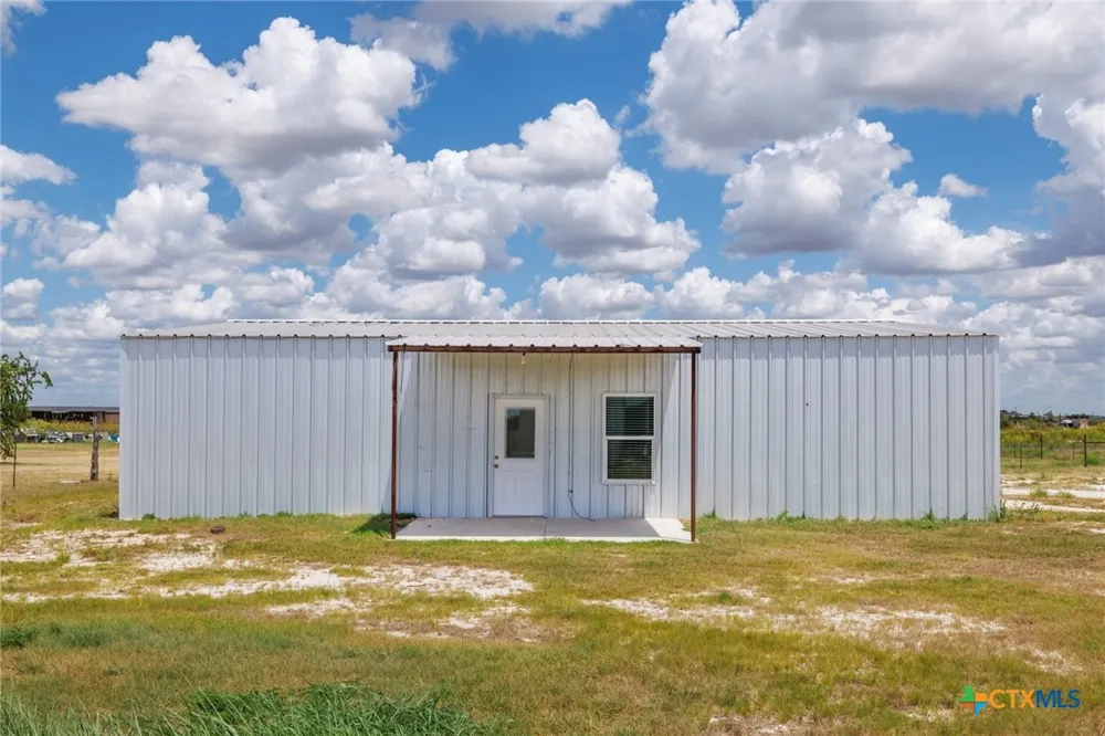 171 Daniel Drive Bertram, TX 78605