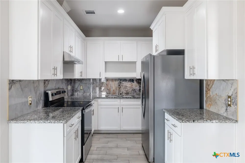 171 Daniel Drive Bertram, TX 78605