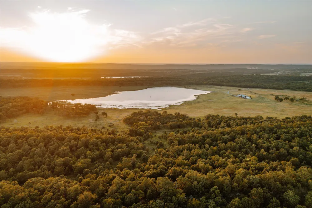 14202 E Reynolds Road Kiowa, OK 74553