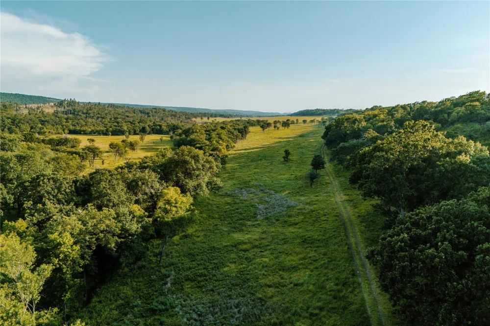 14202 E Reynolds Road Kiowa, OK 74553