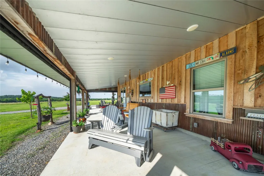14202 E Reynolds Road Kiowa, OK 74553