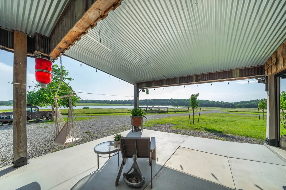 14202 E Reynolds Road Kiowa, OK 74553