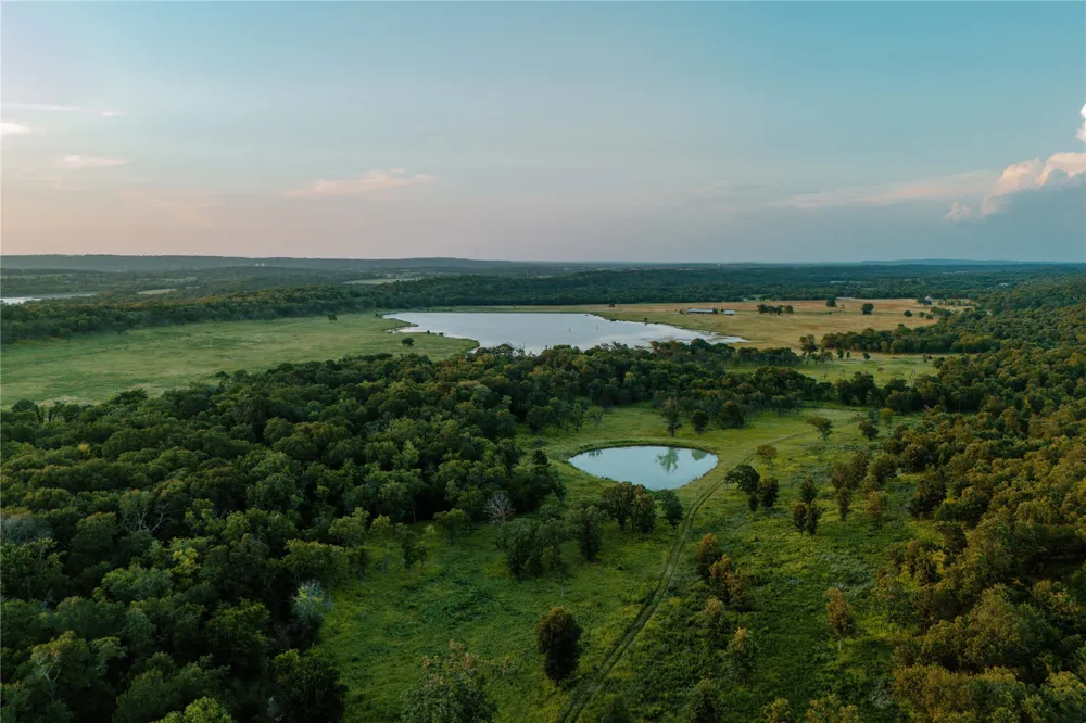 14202 E Reynolds Road Kiowa, OK 74553