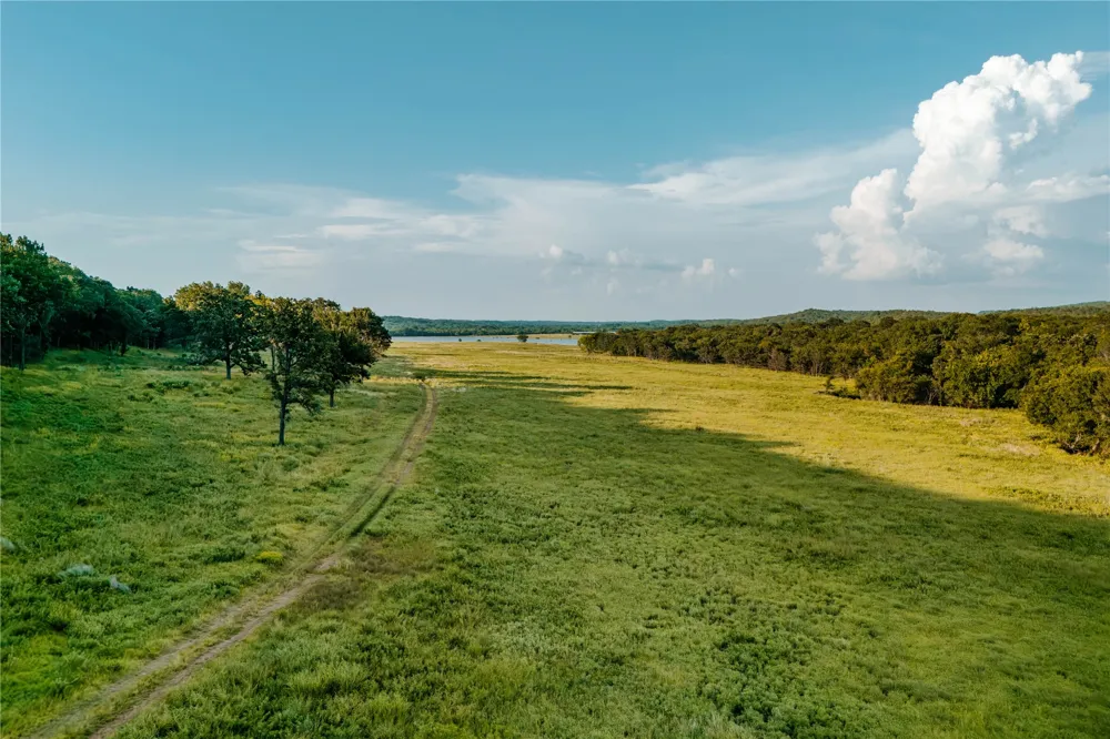 14202 E Reynolds Road Kiowa, OK 74553