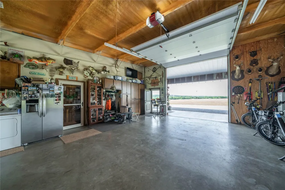 14202 E Reynolds Road Kiowa, OK 74553