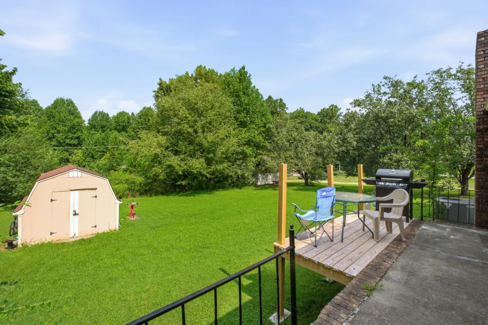 9106 Holmes Creek Rd Smithville, TN 37166