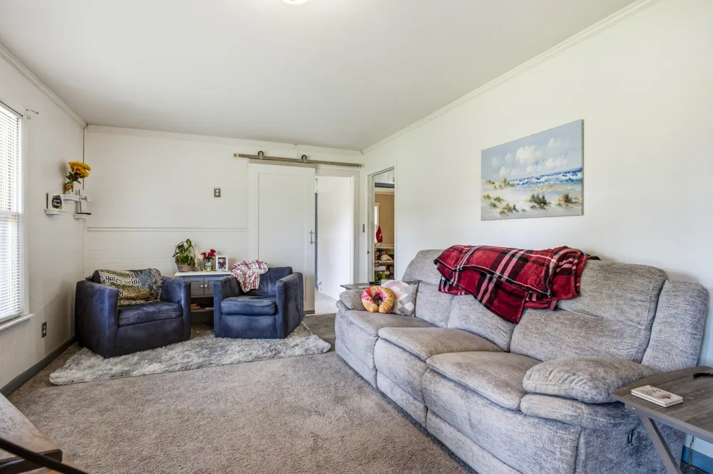 9106 Holmes Creek Rd Smithville, TN 37166