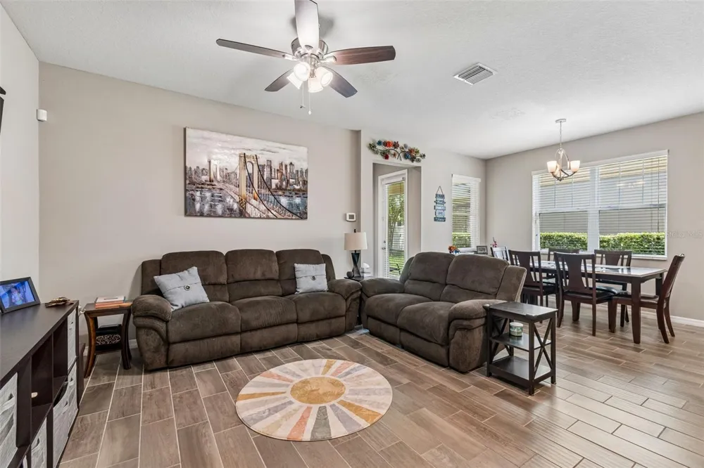 18907 CORNUTA STREET Lutz, FL 33558