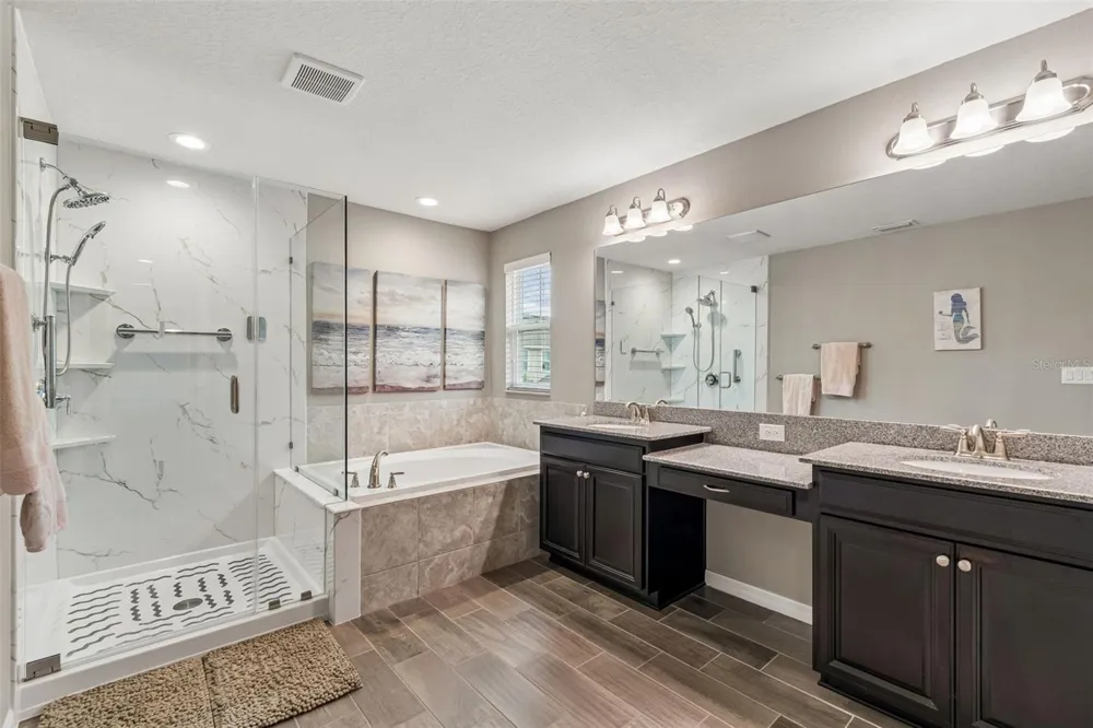 18907 CORNUTA STREET Lutz, FL 33558