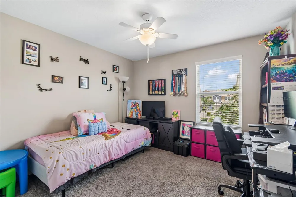 18907 CORNUTA STREET Lutz, FL 33558