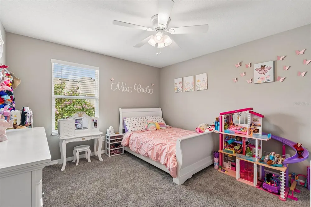 18907 CORNUTA STREET Lutz, FL 33558