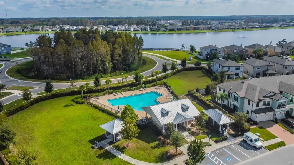 18907 CORNUTA STREET Lutz, FL 33558