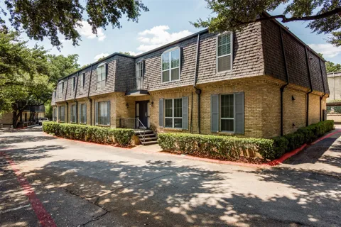 5053 Les Chateaux Drive #141