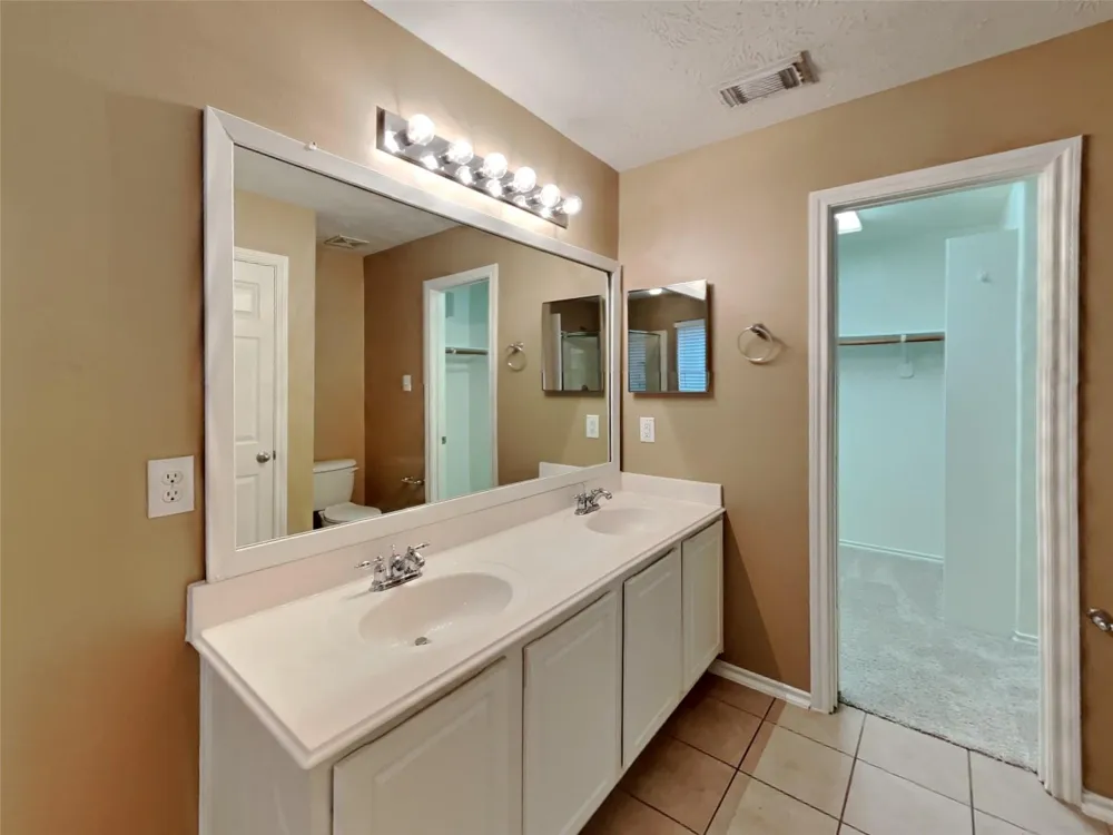 6220 Stoney Creek Drive Pasadena, TX 77503