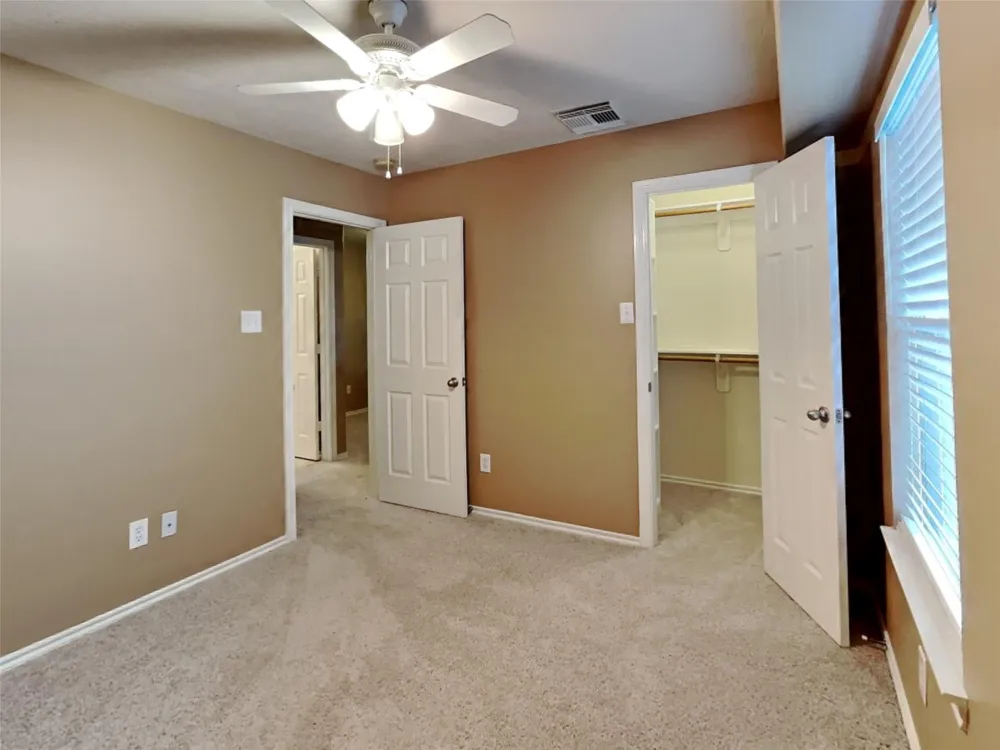 6220 Stoney Creek Drive Pasadena, TX 77503
