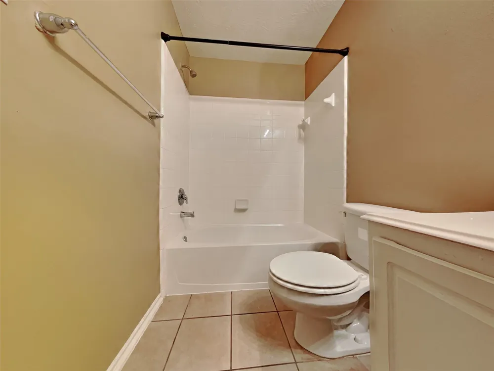 6220 Stoney Creek Drive Pasadena, TX 77503