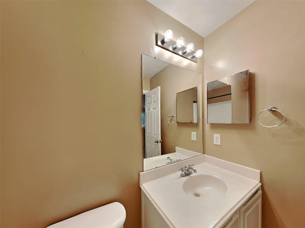 6220 Stoney Creek Drive Pasadena, TX 77503