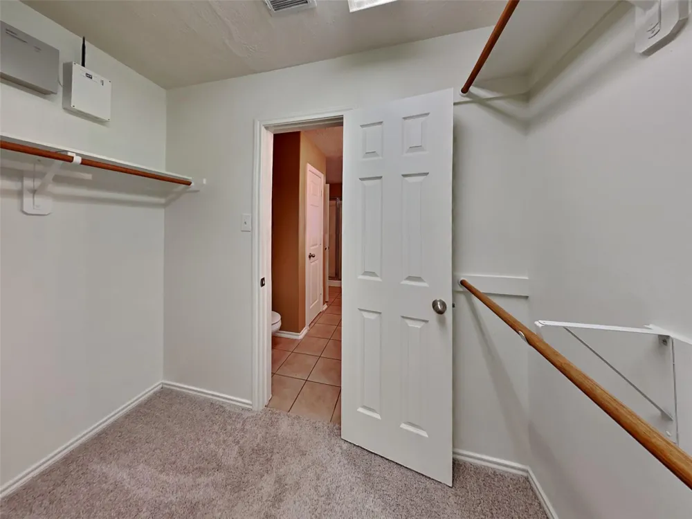 6220 Stoney Creek Drive Pasadena, TX 77503