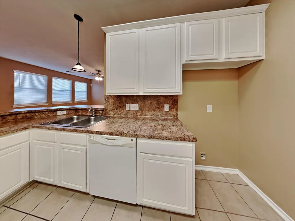 6220 Stoney Creek Drive Pasadena, TX 77503