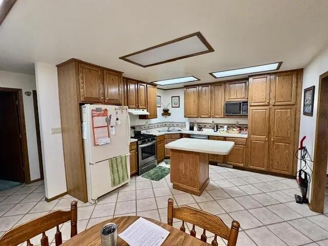 18529 26 1/2 Mile Road Albion, MI 49224