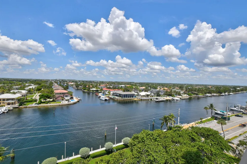 1021 HILLSBORO MILE #705 Hillsboro Beach, FL 33062