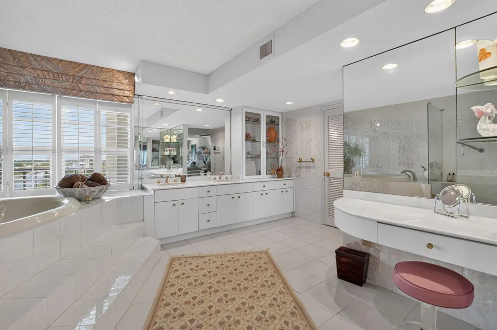 1021 HILLSBORO MILE #705 Hillsboro Beach, FL 33062