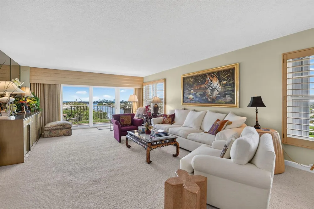 1021 HILLSBORO MILE #705 Hillsboro Beach, FL 33062