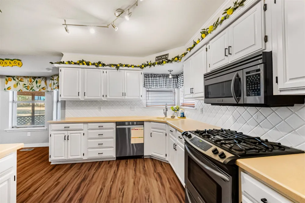24010 King Court S Broken Arrow, OK 74014