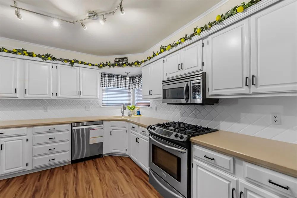 24010 King Court S Broken Arrow, OK 74014