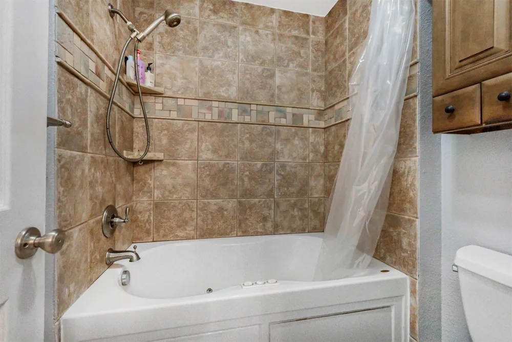 24010 King Court S Broken Arrow, OK 74014